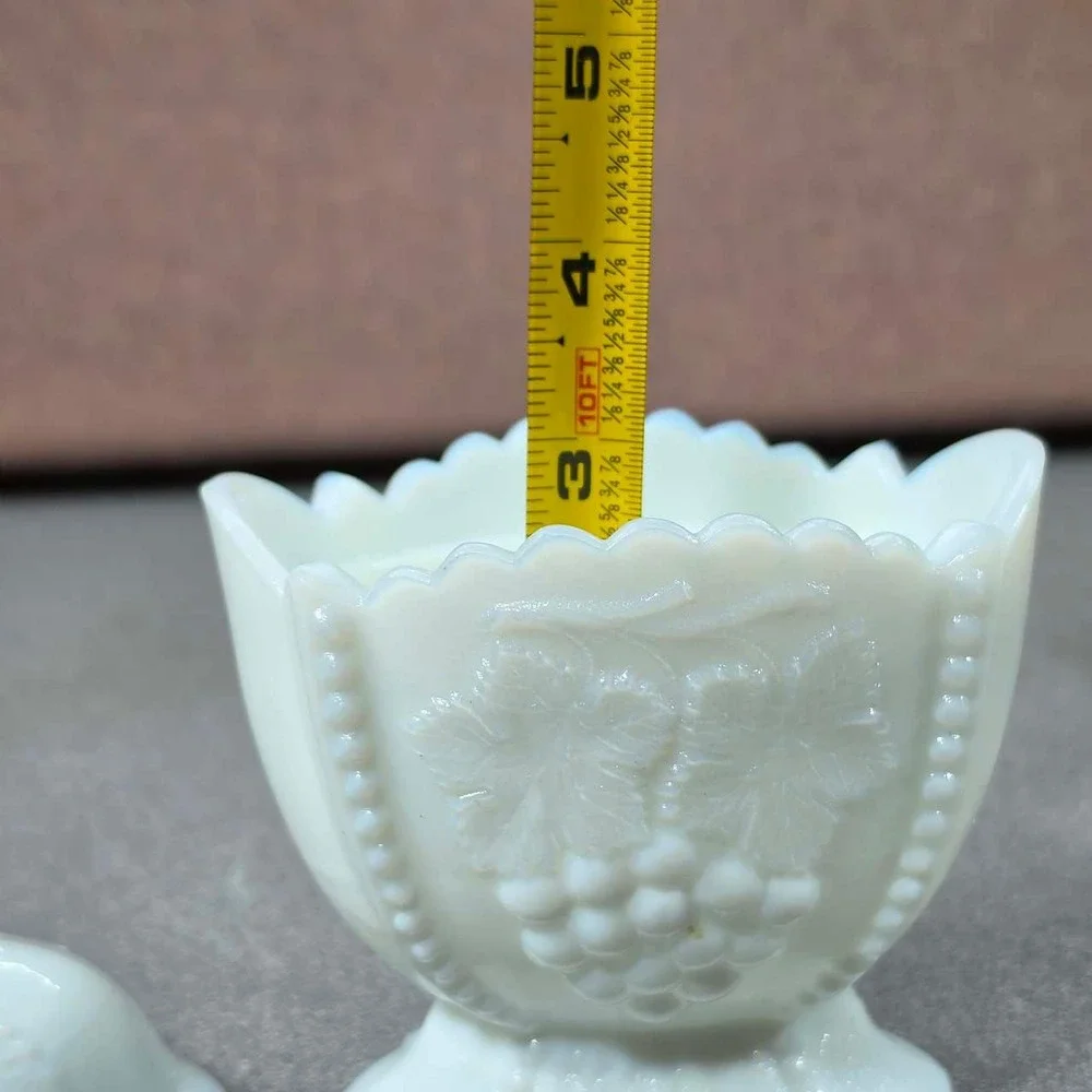 Westmoreland Milk Glass Sugar Bowl White Excellent Paneled Grape Milk Glass Lid